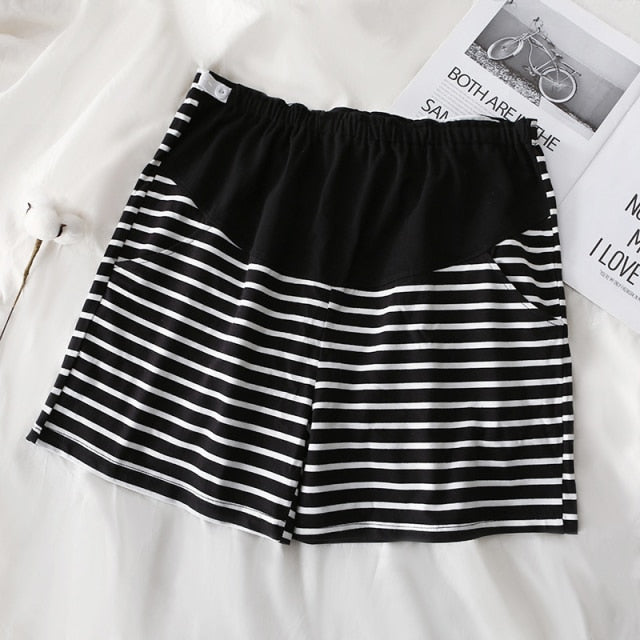 Horizon Stripe Maternity Shorts